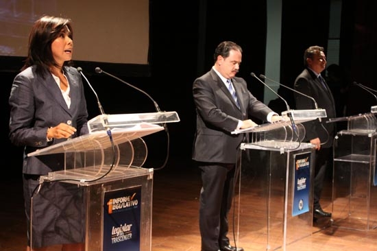 Espina, Jiménez, y Von Raesfeld, rindieron su Primer Informe de Actividades Legislativas