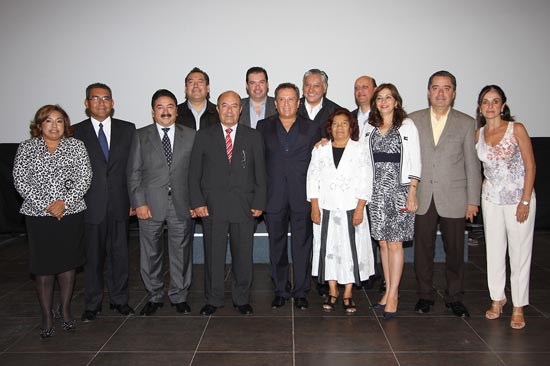 Agüera cabildea más recursos para la BUAP con diputados federales