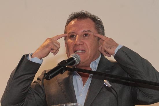 Agüera invita a presidenciables a exponer sus plataformas en la BUAP