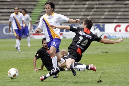 Lobos quiere descarrilar a La Máquina de Hidalgo