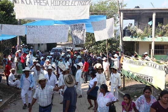 Conflicto en Olintla llega al Congreso de la Unión
