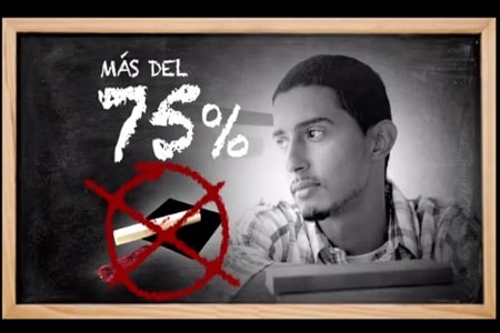 Mitt Romney critica en spot alto costo de la educación en EU