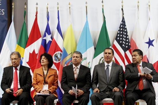 Proponen reducir primaria a 5 años, secundaria y prepa a 2 años