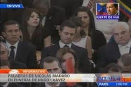 ¿Se durmió Peña Nieto en el funeral de Hugo Chávez?