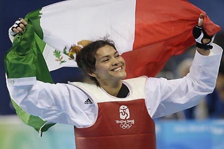 Rosario Espinosa será la abanderada mexicana para Londres 2012