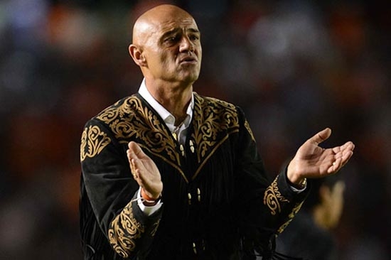 Chelís es sancionado con 124 mil pesos por ofender a Ricardo Henaine