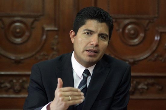 Rivera propone estacionamientos subterráneos en el Centro Histórico