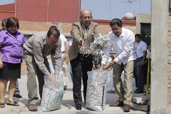 Más de 11 mil poblanos que no recogieron su credencial para votar: IFE