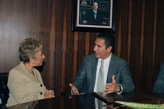 Moreno Valle se reúne con embajadora de Guatemala