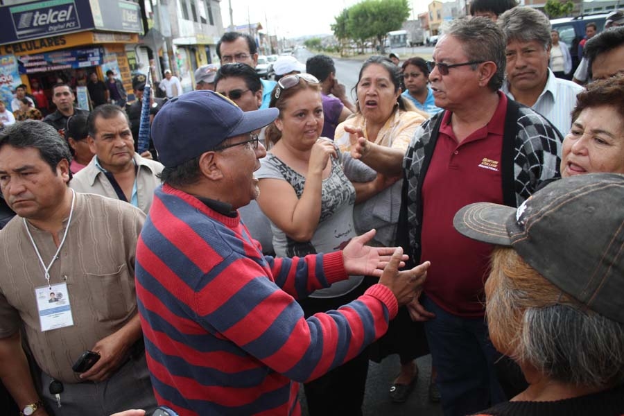 Canchas de la colonia Leobardo Coca en litigio