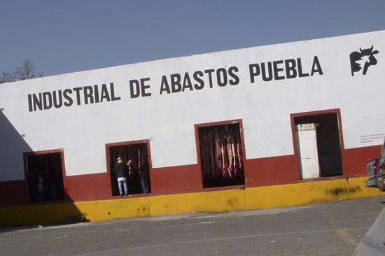 Eduardo Rivera recibirá el rastro con demandas y deudas con IMSS y SOAPAP