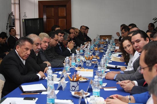 Agüera acude a reunión del Programa de Estímulos al Desempeño del Personal Docente