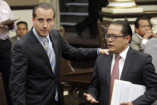 Diputados del PAN, PRD, PANAL y MC salen en defensa del presidente del IEE