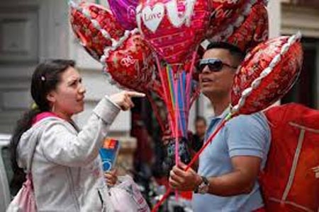 Mexicanos gastan entre 100 y 800 pesos en Día de San Valentín