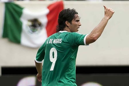 México derrotó 2-0 a Gales