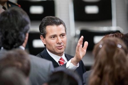 Ni presiones ni retrocesos en reforma educativa, advierte Peña Nieto