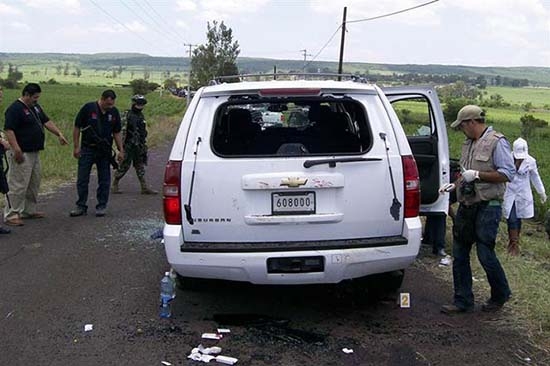 Emboscan y matan a vicealmirante naval en Michoacán