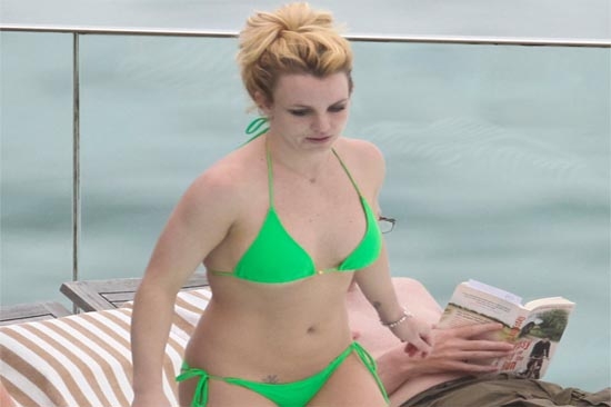 Britney Spears presume bikini en Brasil