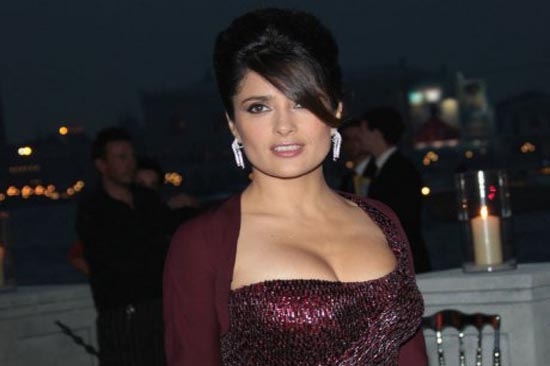 Salma Hayek deslumbra en Venecia