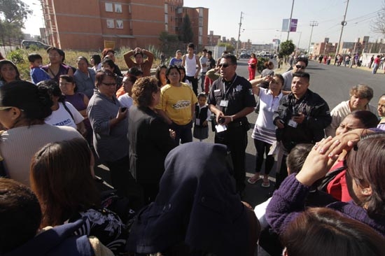 Ruta 33 atropelló a mujer e hijos en San Jorge, vecinos cierran la avenida 14 Sur