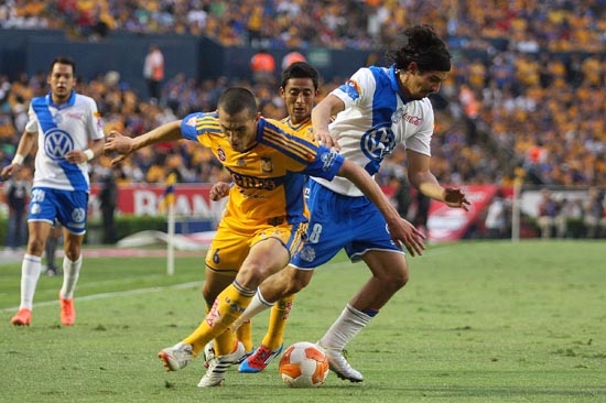 La Franja derrotó 2-1 a Tigres en el Volcán