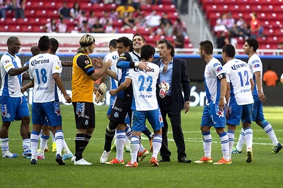 Romano debuta con victoria con Puebla y causa cese de Galindo en Chivas