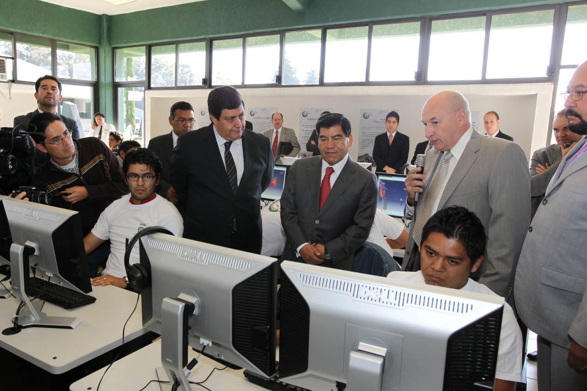 Puebla es reprobado en transparencia y se estanca en competitividad
