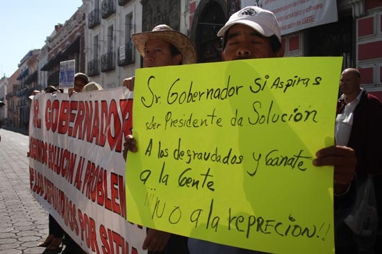 Legisladores dejan plantados a defraudados de Sitma