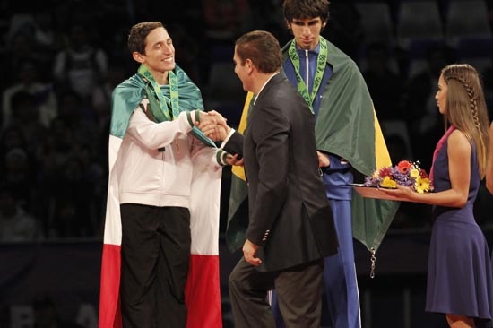 Mundial de TKD en Puebla: Damián Villa obtiene medalla de bronce para México