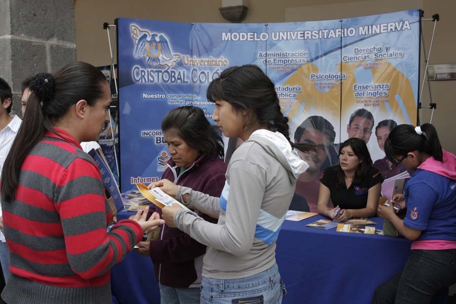 BUAP ofrece mil 380 lugares disponibles en licenciaturas a mejores promedios