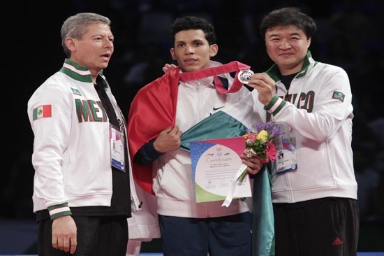 Mundial de TKD en Puebla: Abel Mendoza logró medalla de plata para México