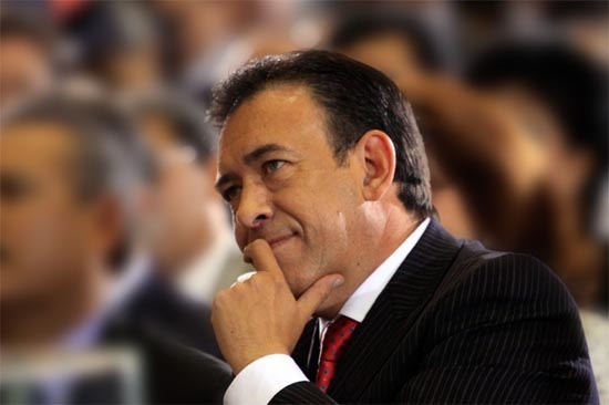 Moreira recibirá a priístas inconformes por alianza con Panal en Puebla