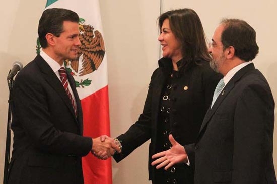 Peña Nieto se reúne con dirigencia de Nueva Alianza