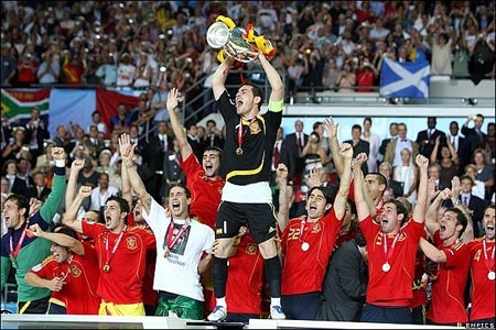 Inicia la Eurocopa Polonia-Ucrania 2012
