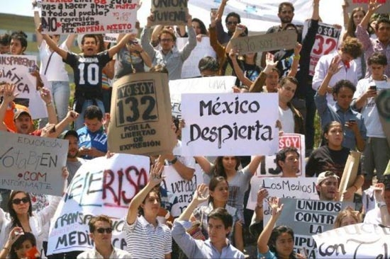 Alumnos de BUAP y UDLAP se suman a Asamblea General del movimiento #YoSoy132