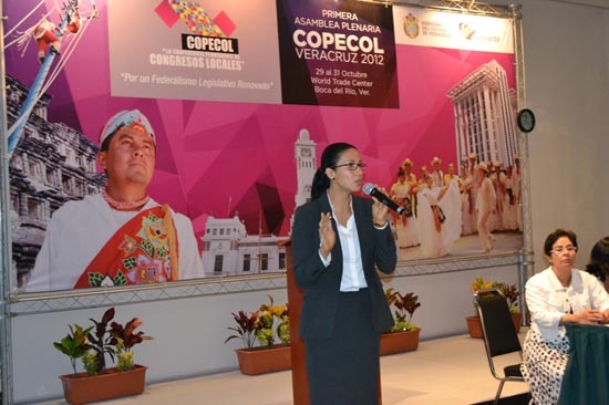 Denisse Ortiz se pronuncia por legislación con perspectiva de género
