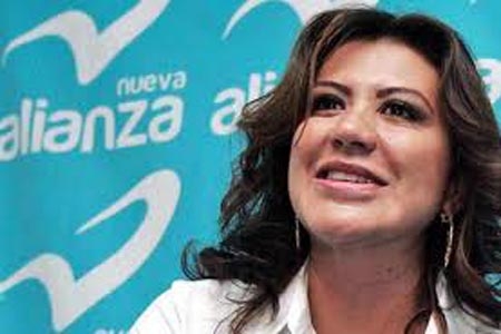 Hija de Elba Esther: “Espero investigación justa”; SNTE acude a CNDH por “maltrato”
