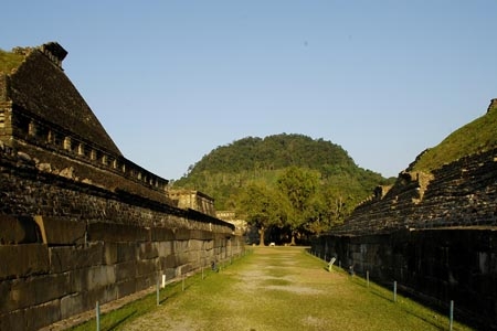 El Tajín, descubren vestigios arqueológicos con más de mil años de antigüedad