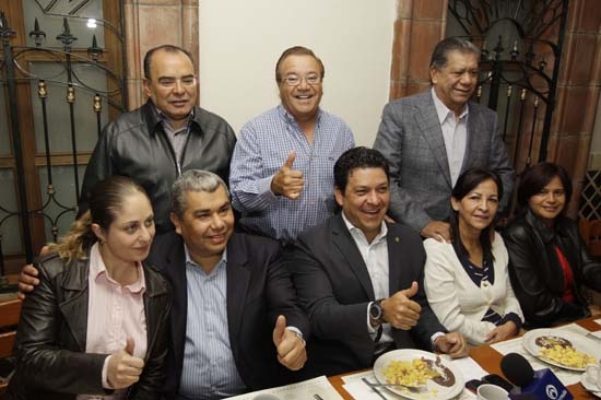 Sin Doger, diputados federales del PRI se suman a Enrique Agüera