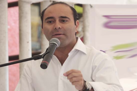 Secretaría de Salud prevé cerrar hospitales de Pahuatlán y Ahuacatlán