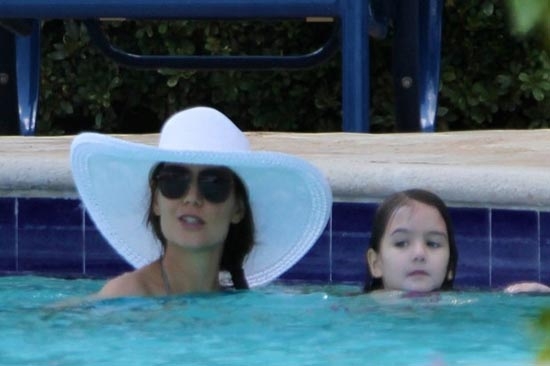 Katie Holmes asegura que Suri será actriz