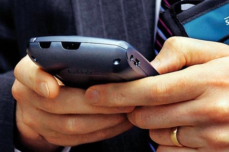Hace 20 años se enviaba primer mensaje SMS por celular