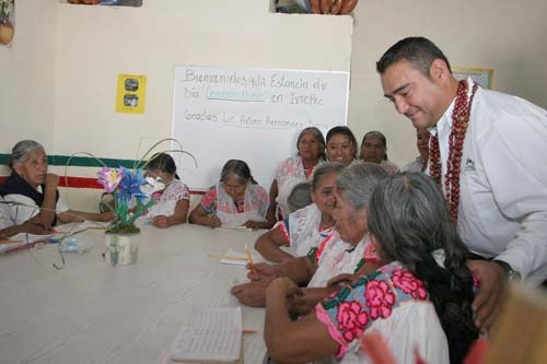 DIF Estatal cuenta con 95 “Estancias de Día” para atender a adultos mayores