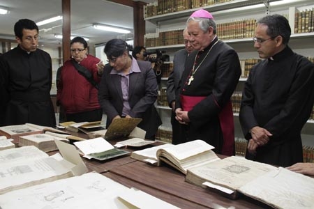 Termina rehabilitación del fondo antiguo de la Biblioteca del Seminario Palafoxiano