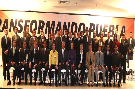 Moreno Valle quitó el poder al PRI y se convirtió en el Gran Legislador