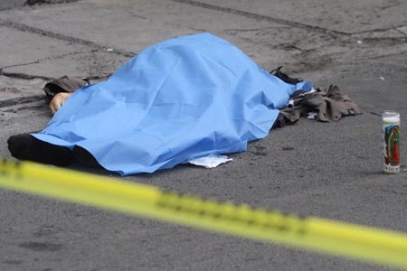 Sexagenerio murió tras caer de un edificio en la colonia Santiago