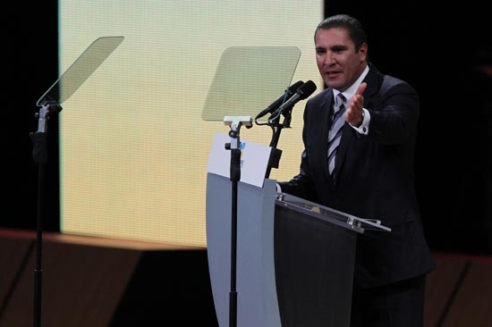 Moreno Valle se desmarca de elección 2012 en su primer informe