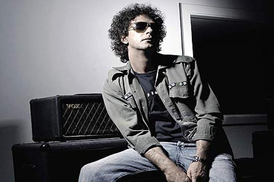 Cerati en coma y con tres premios Grammy