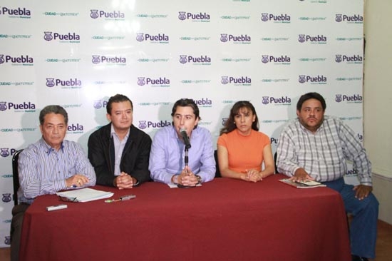 Regidores de Puebla piden dejar atrás la lucha por los votos