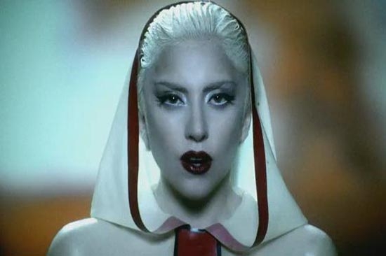 Lady Gaga hará discos, no hijos